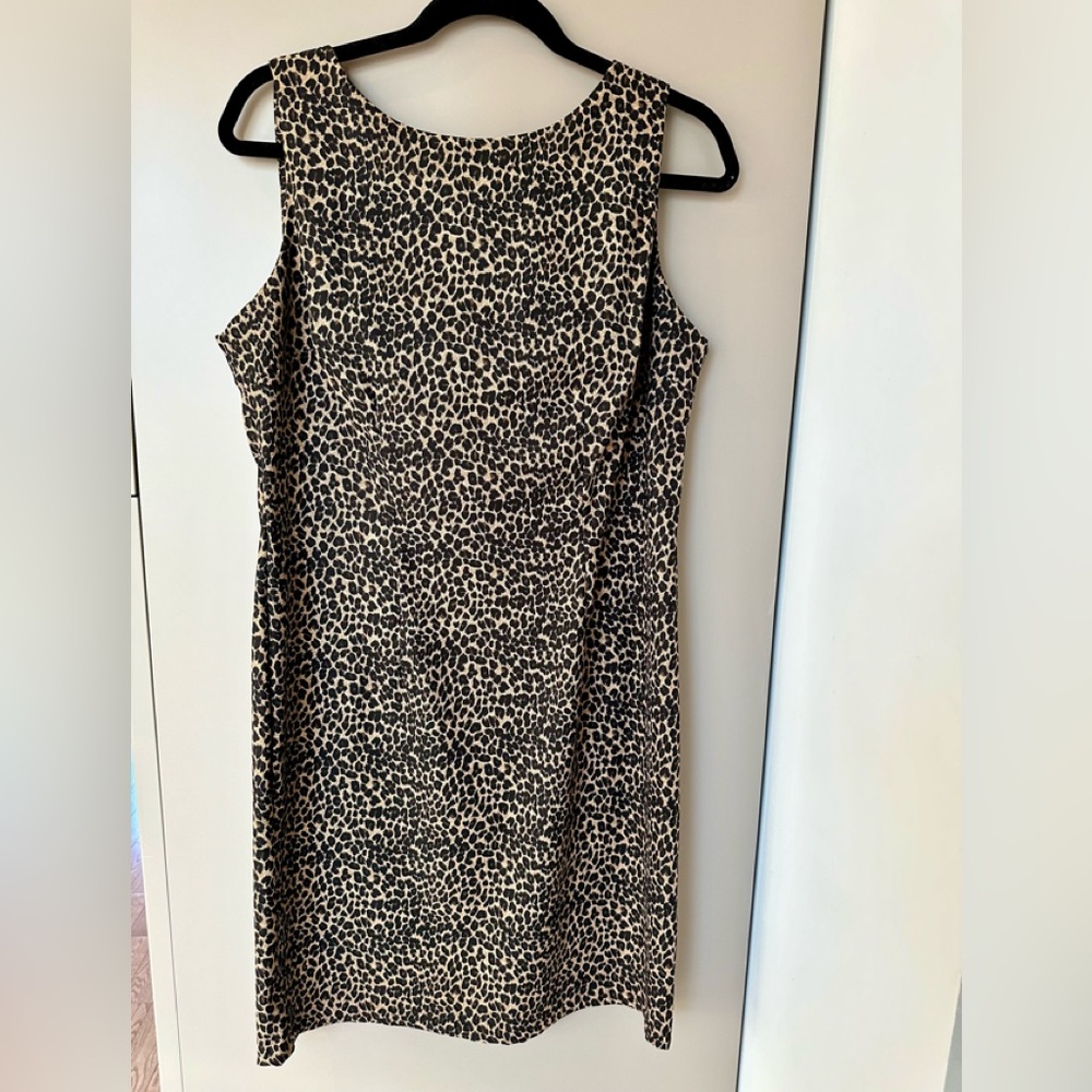 Leopard print sleeveless dress, zip back, size 12, comfortable fit